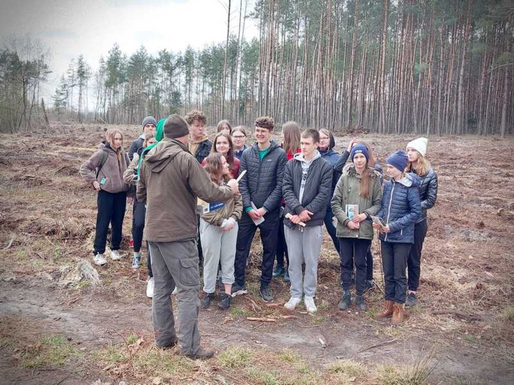 Hrubieszów: Sadzenie drzew? To zawsze dobry pomysł! (ZDJĘCIA)