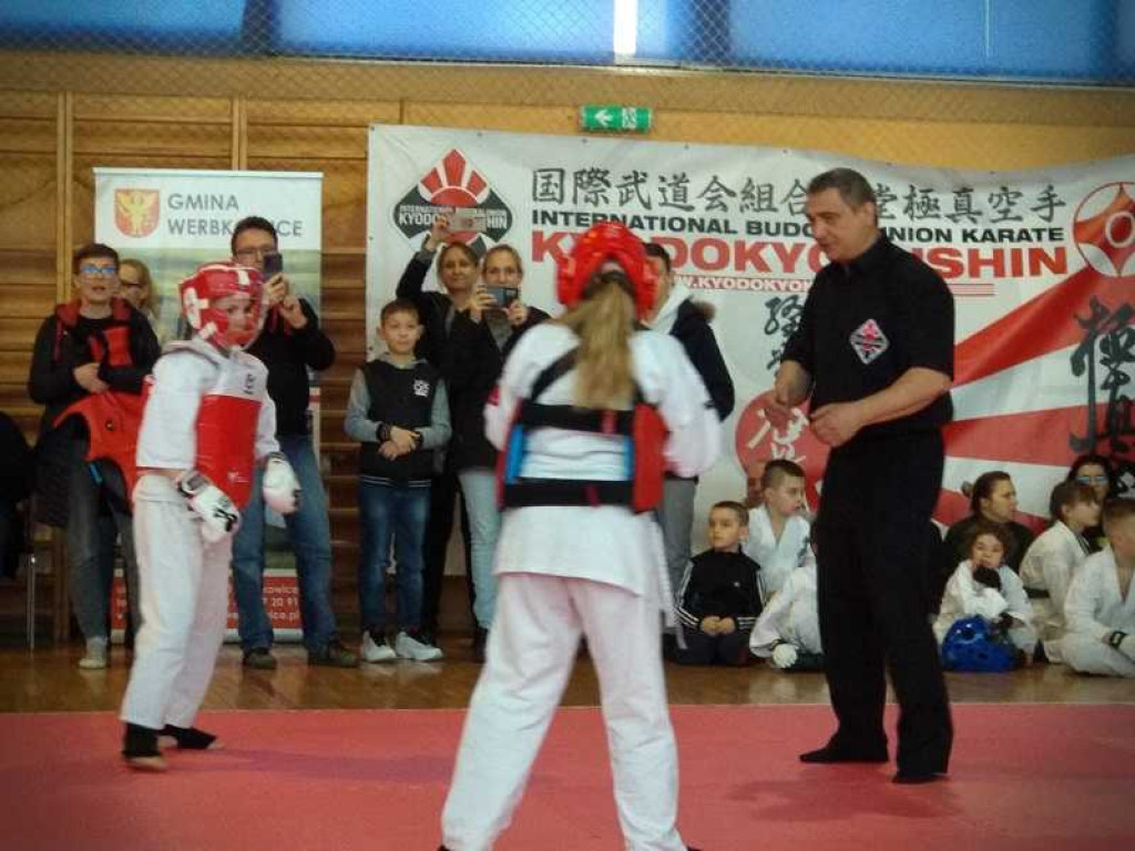 Udany start zawodników UKS Sportów Walki Werbkowice w Pucharze Polski w karate (ZDJĘCIA)