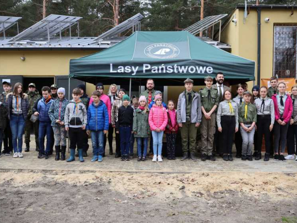 Hrubieszów: Harcerze i leśnicy - porozumienie i wspólne sadzenie drzew (ZDJĘCIA)