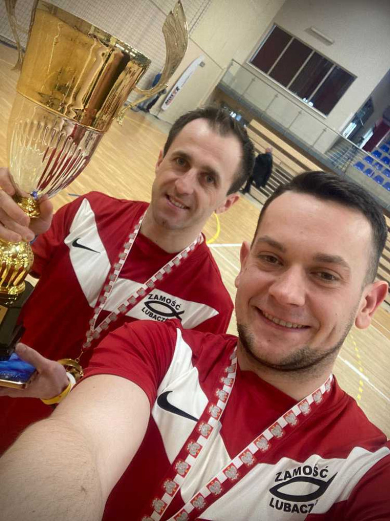 Kolejne złoto w piłkarskich Mistrzostwach Polski Księży dla Diecezji Zamojsko - Lubaczowskiej (ZDJĘCIA)