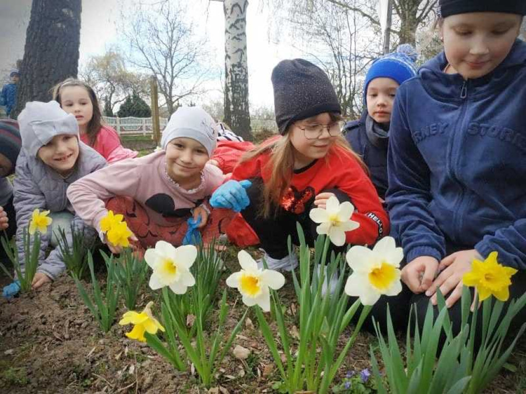 Turkowice: Dzieci sprzątały dla Polski (ZDJĘCIA)