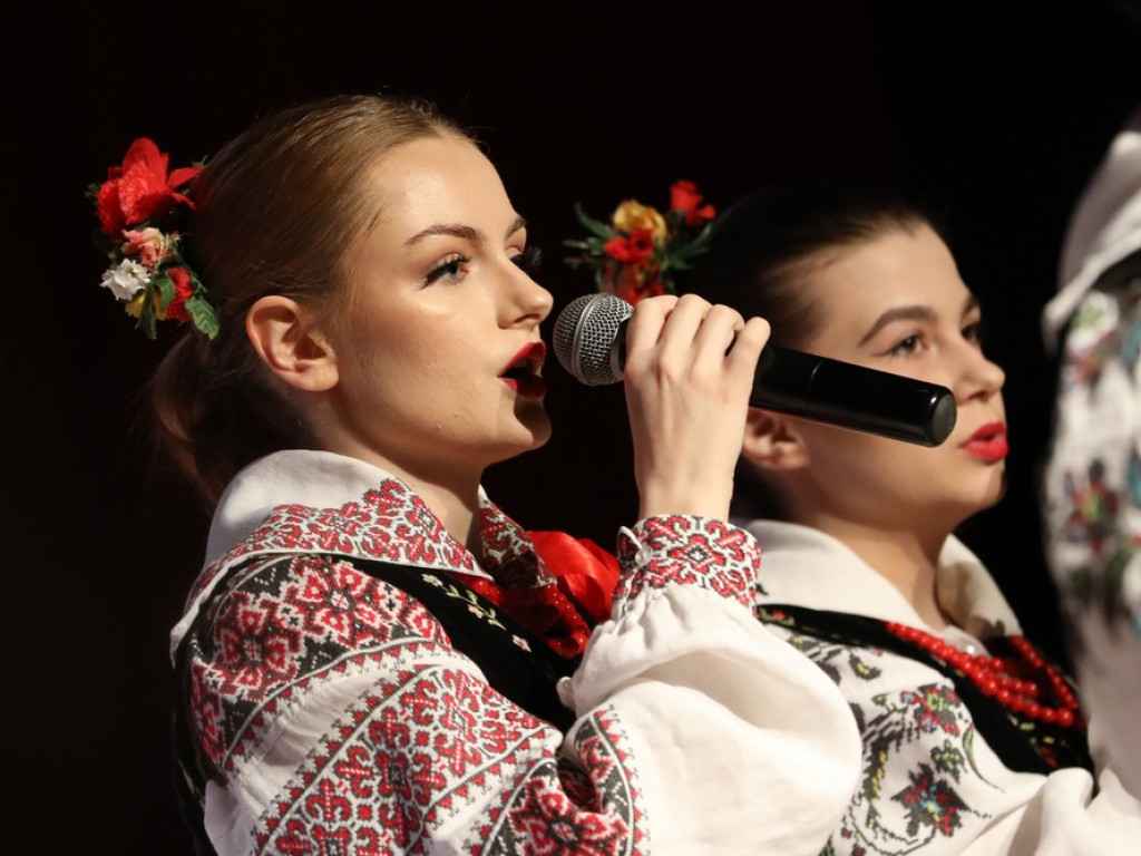 Hrubieszów: Warto być Polakiem - droga do wolności. Widowisko w HDK (ZDJĘCIA, WIDEO)