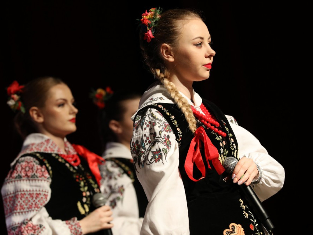 Hrubieszów: Warto być Polakiem - droga do wolności. Widowisko w HDK (ZDJĘCIA, WIDEO)