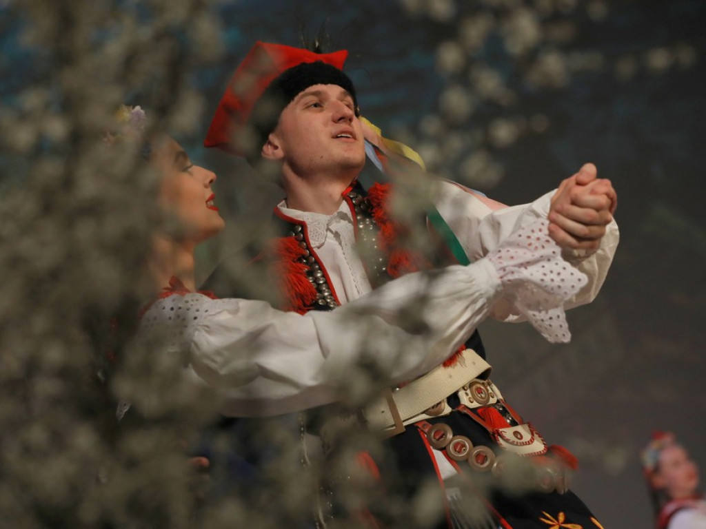Hrubieszów: Warto być Polakiem - droga do wolności. Widowisko w HDK (ZDJĘCIA, WIDEO)