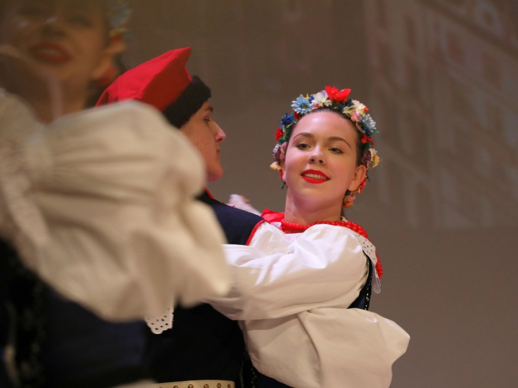 Hrubieszów: Warto być Polakiem - droga do wolności. Widowisko w HDK (ZDJĘCIA, WIDEO)