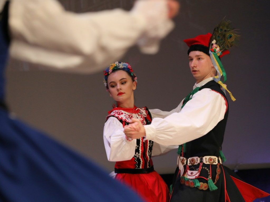 Hrubieszów: Warto być Polakiem - droga do wolności. Widowisko w HDK (ZDJĘCIA, WIDEO)