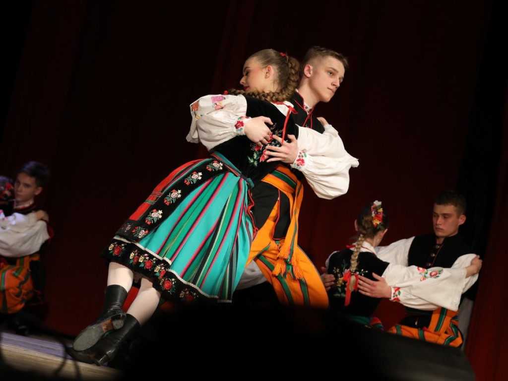 Hrubieszów: Warto być Polakiem - droga do wolności. Widowisko w HDK (ZDJĘCIA, WIDEO)