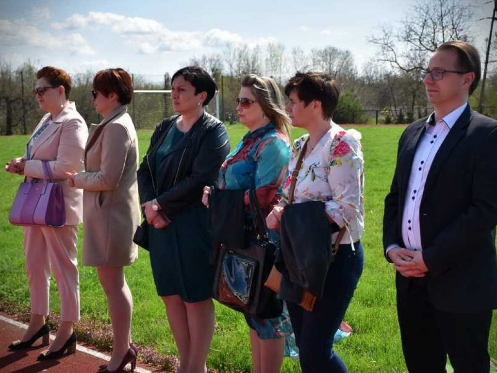 Wmurowano kamień węgielny pod budowę sali gimnastycznej w Uchaniach (ZDJĘCIA)