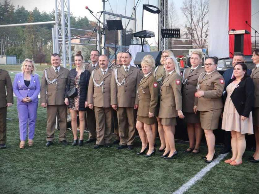 Zespół Hubal artystycznie i patriotycznie (ZDJĘCIA)