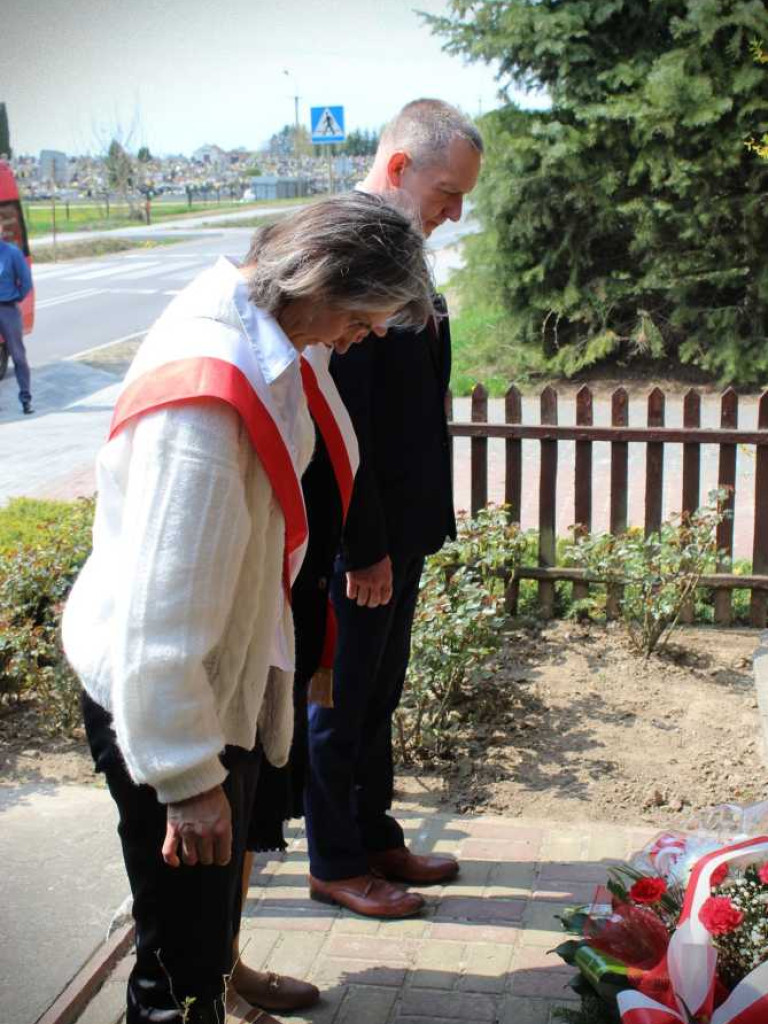 Obchody 231 rocznicy uchwalenia Konstytucji 3 Maja w Trzeszczanach (ZDJĘCIA)