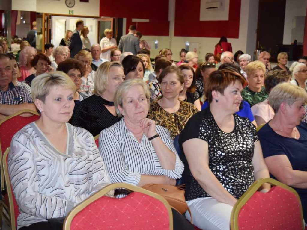Kobiety w Centrum - Dzień Kobiet w Mirczu (ZDJĘCIA)