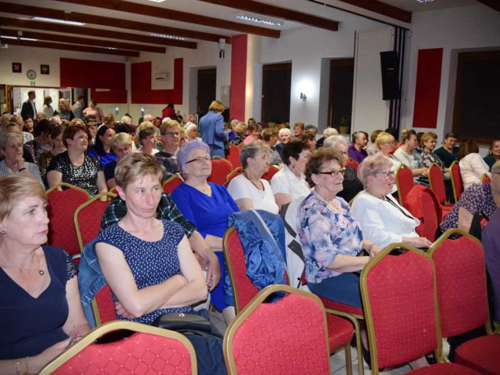 Kobiety w Centrum - Dzień Kobiet w Mirczu (ZDJĘCIA)