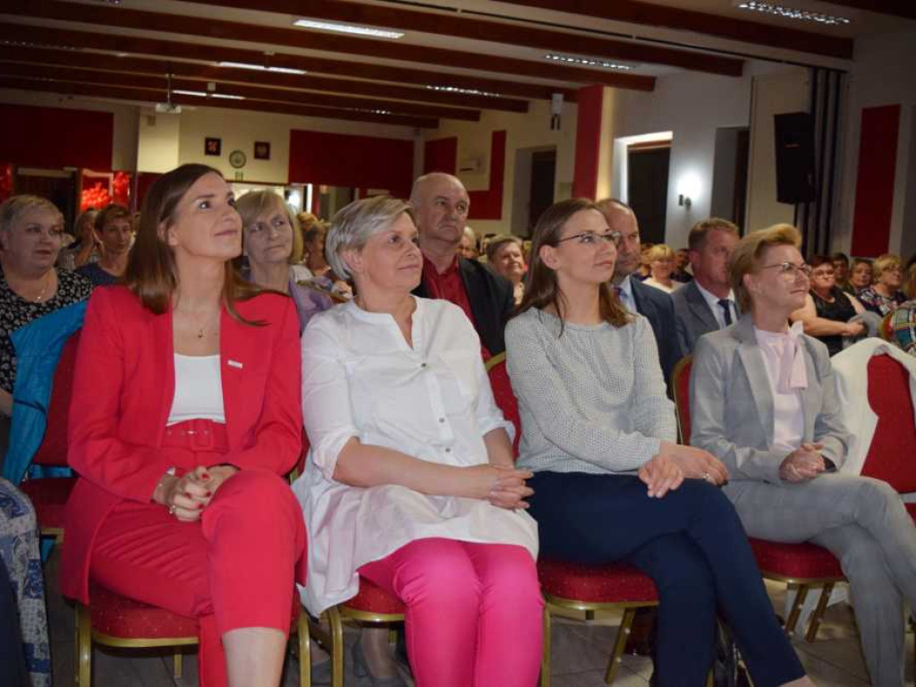 Kobiety w Centrum - Dzień Kobiet w Mirczu (ZDJĘCIA)