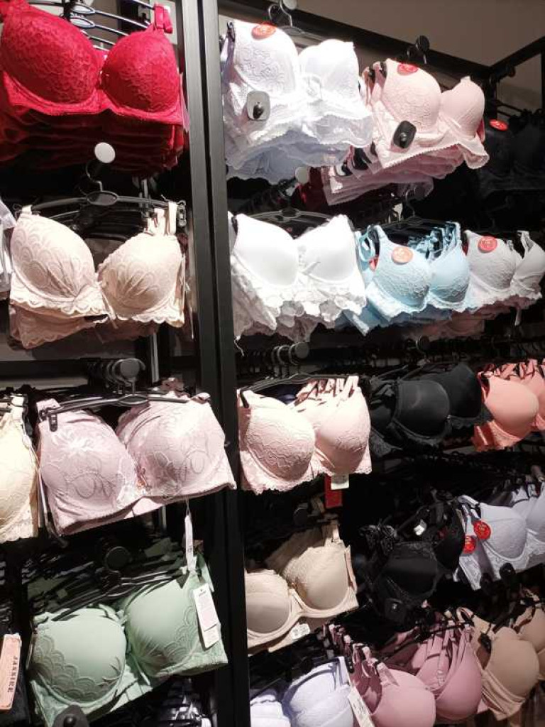 Hrubieszów: Wielkie otwarcie nowego marketu Super City (ZDJĘCIA)