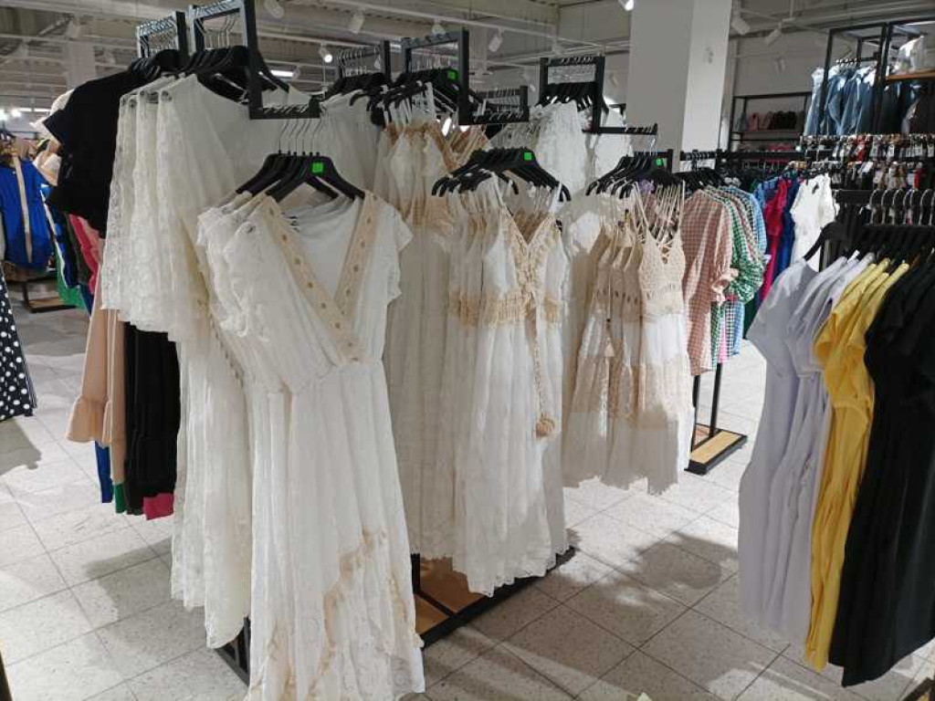 Hrubieszów: Wielkie otwarcie nowego marketu Super City (ZDJĘCIA)