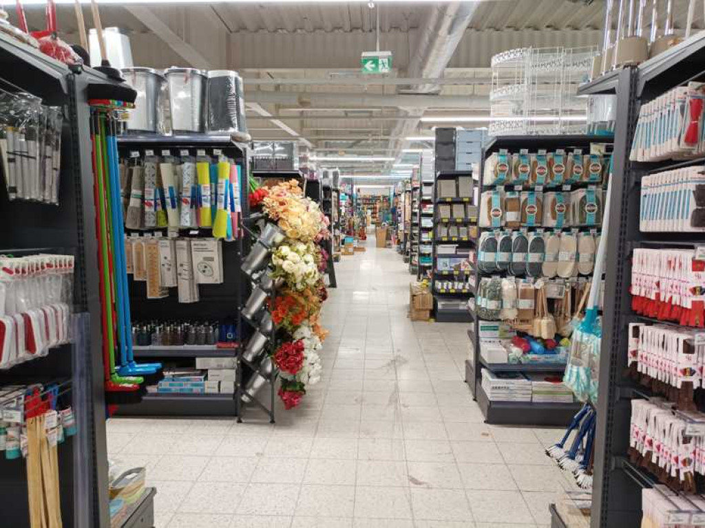 Hrubieszów: Wielkie otwarcie nowego marketu Super City (ZDJĘCIA)