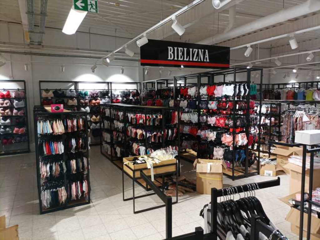 Hrubieszów: Wielkie otwarcie nowego marketu Super City (ZDJĘCIA)
