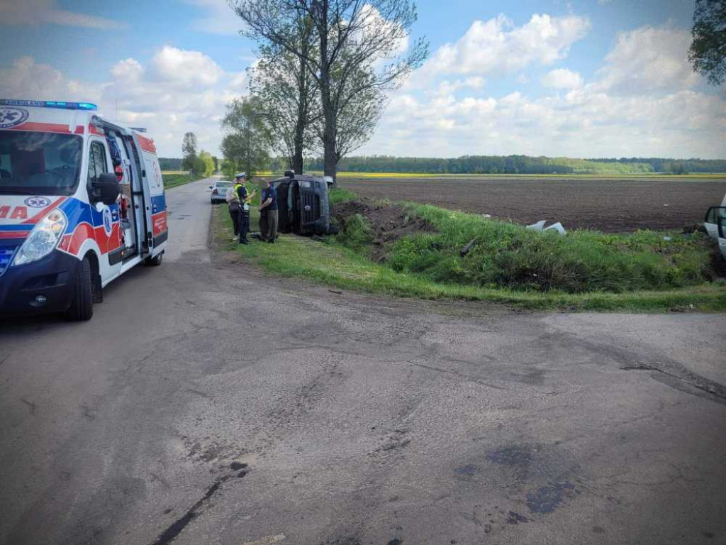 Gmina Horodło: Groźny wypadek w Kopyłowie. Kilka osób poszkodowanych (ZDJĘCIA)