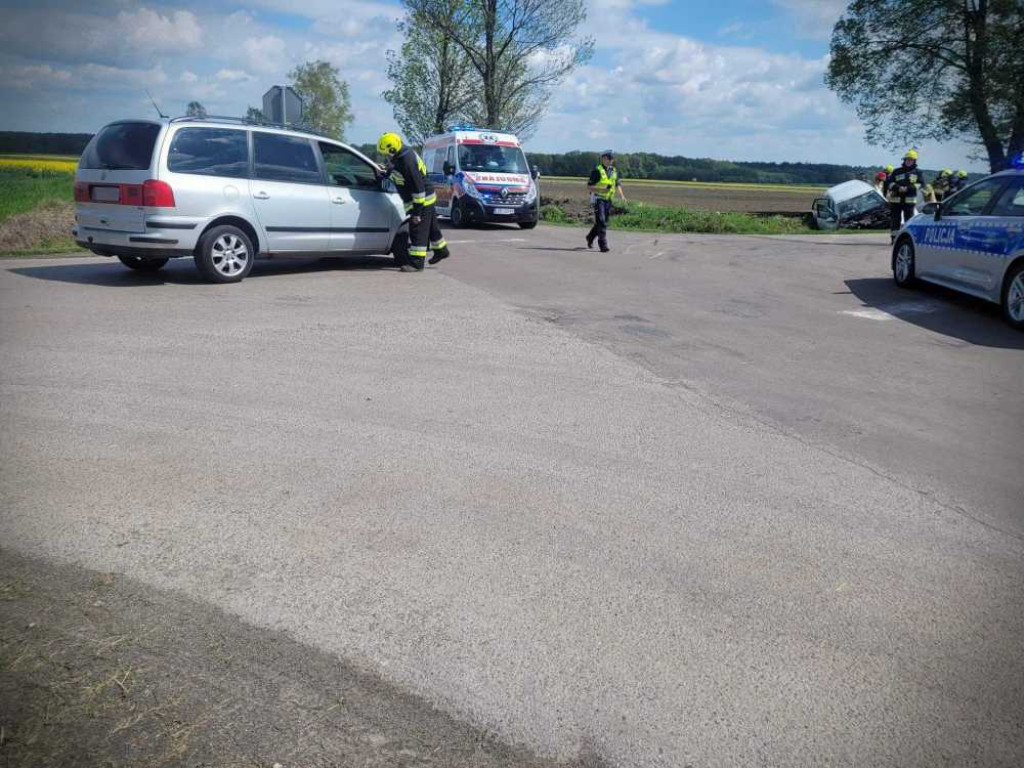 Gmina Horodło: Groźny wypadek w Kopyłowie. Kilka osób poszkodowanych (ZDJĘCIA)