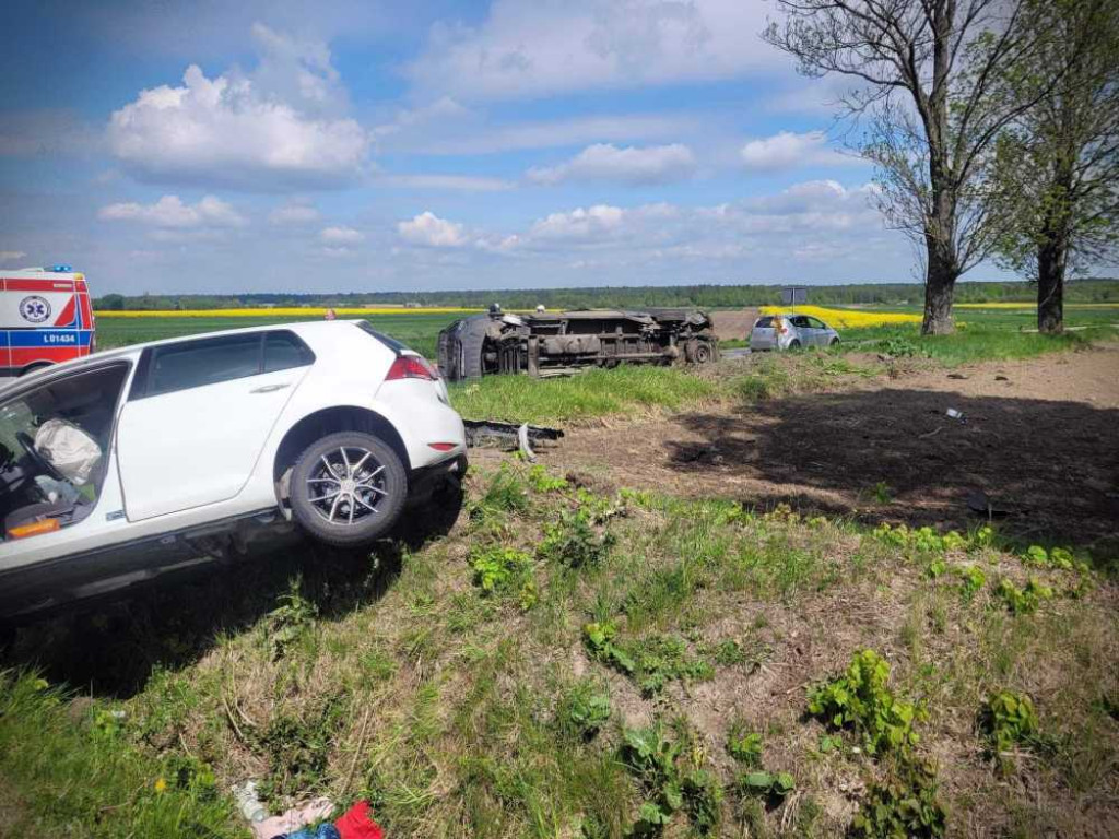 Gmina Horodło: Groźny wypadek w Kopyłowie. Kilka osób poszkodowanych (ZDJĘCIA)