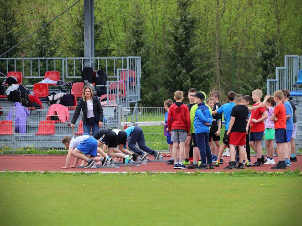 Powiatowe Igrzyska w trójboju i czwórboju lekkoatletycznym (ZDJĘCIA)