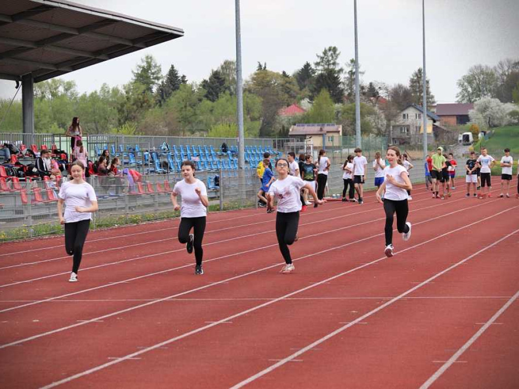 Powiatowe Igrzyska w trójboju i czwórboju lekkoatletycznym (ZDJĘCIA)