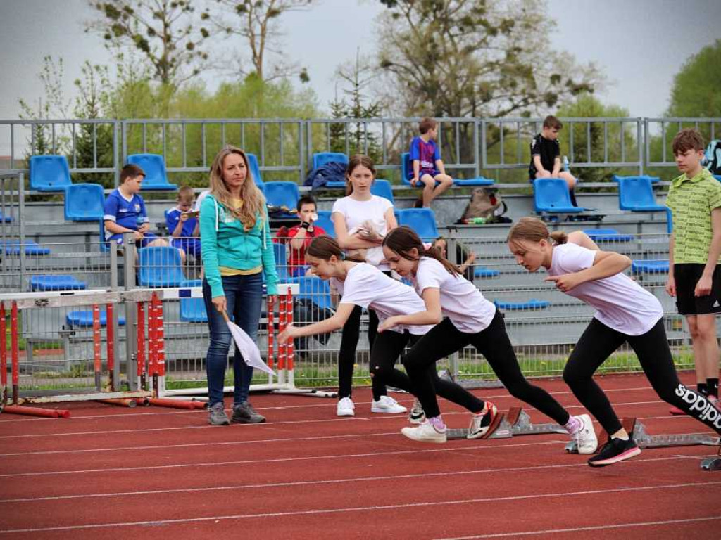 Powiatowe Igrzyska w trójboju i czwórboju lekkoatletycznym (ZDJĘCIA)