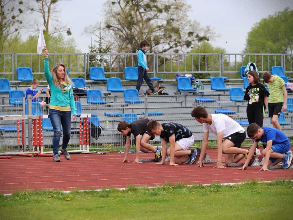 Powiatowe Igrzyska w trójboju i czwórboju lekkoatletycznym (ZDJĘCIA)