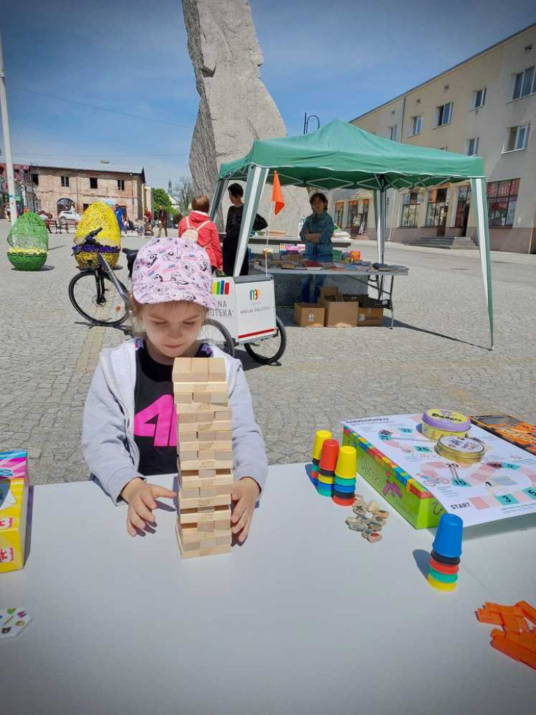 Hrubieszów: Biblioteka - świat w jednym miejscu! (ZDJĘCIA)