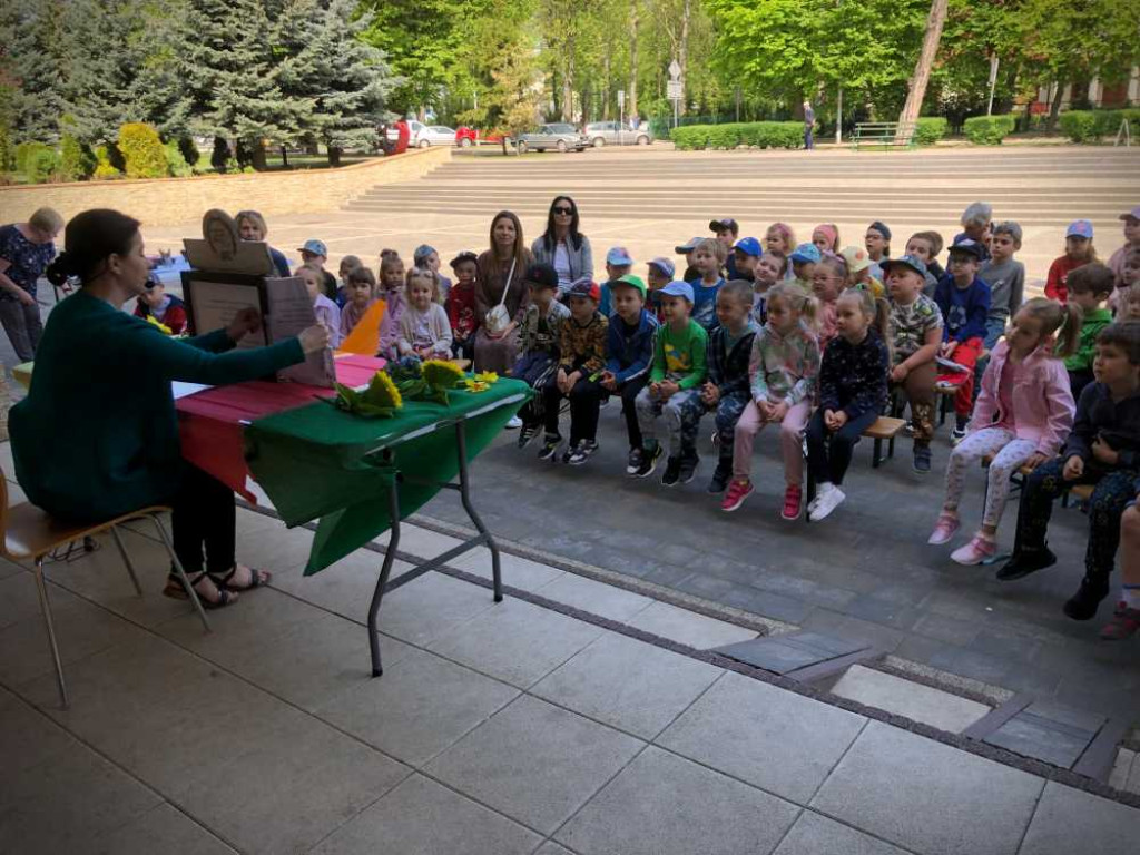 Hrubieszów: Biblioteka - świat w jednym miejscu! (ZDJĘCIA)