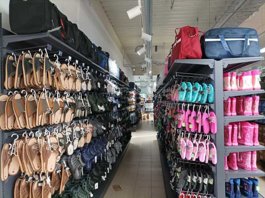 Hrubieszów: Już w najbliższy piątek wielkie otwarcie nowego marketu Super City (ZDJĘCIA)