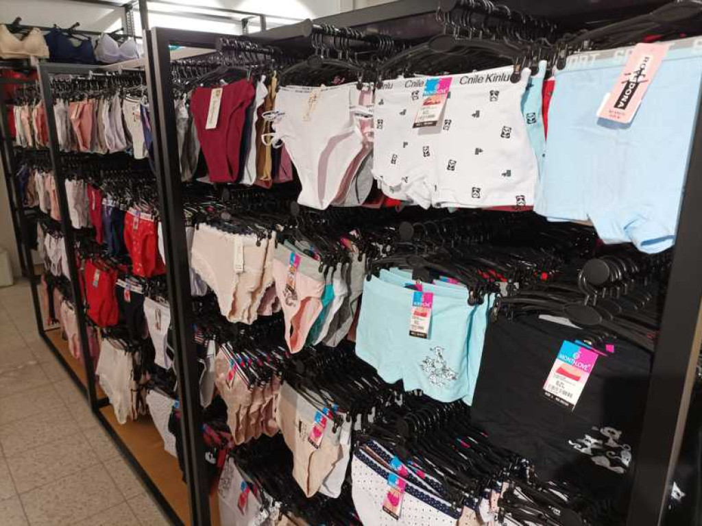 Hrubieszów: Już w najbliższy piątek wielkie otwarcie nowego marketu Super City (ZDJĘCIA)