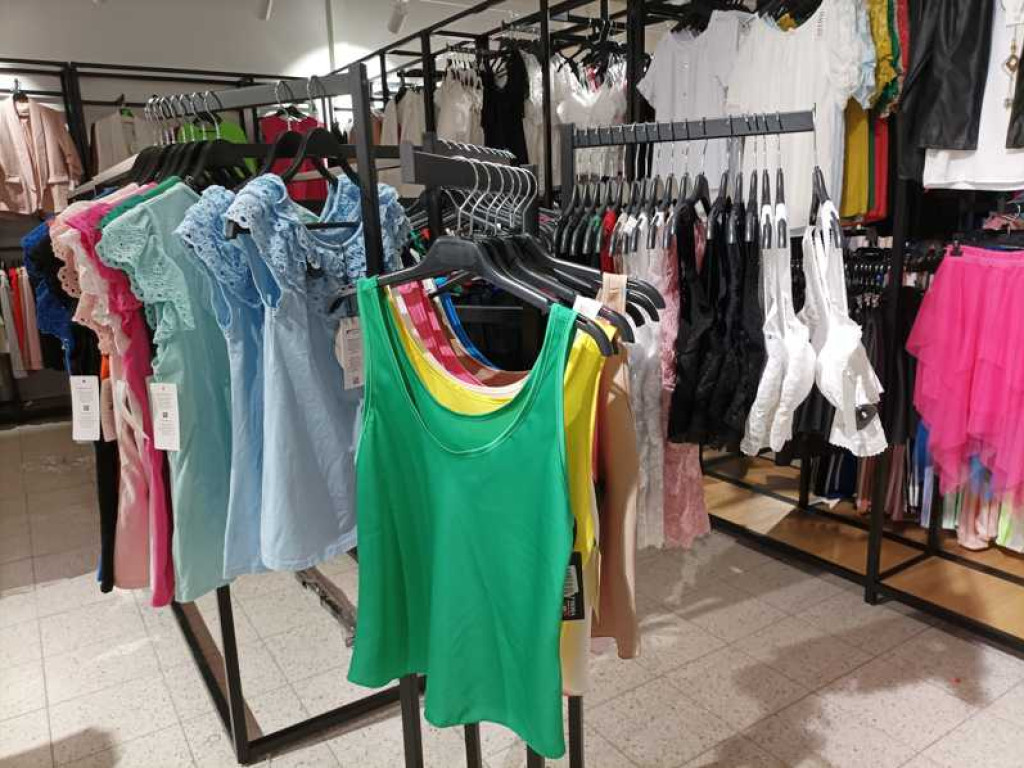 Hrubieszów: Już w najbliższy piątek wielkie otwarcie nowego marketu Super City (ZDJĘCIA)