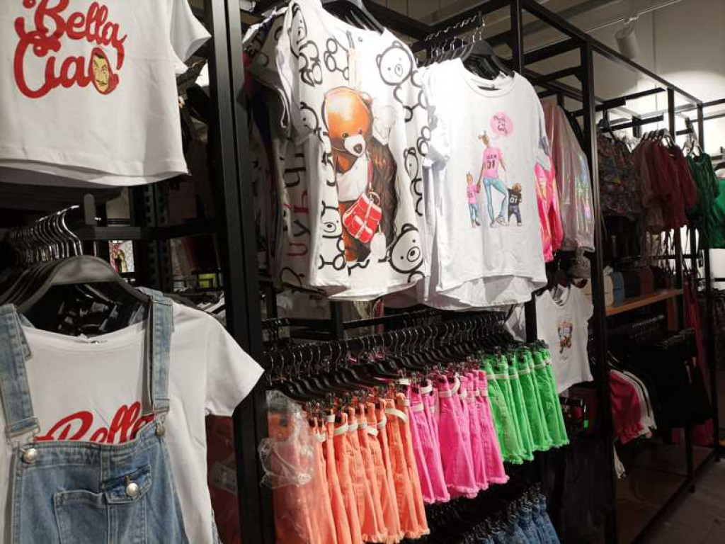 Hrubieszów: Już w najbliższy piątek wielkie otwarcie nowego marketu Super City (ZDJĘCIA)