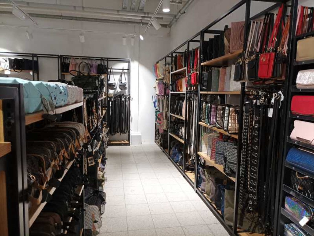 Hrubieszów: Już w najbliższy piątek wielkie otwarcie nowego marketu Super City (ZDJĘCIA)