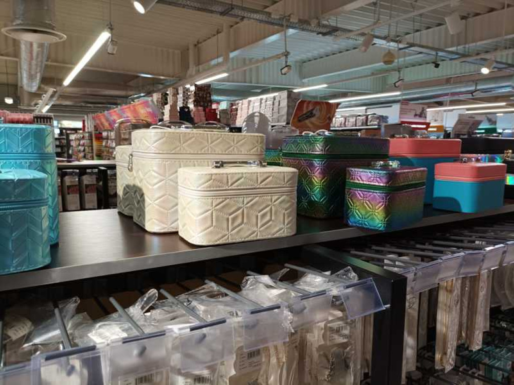 Hrubieszów: Już w najbliższy piątek wielkie otwarcie nowego marketu Super City (ZDJĘCIA)