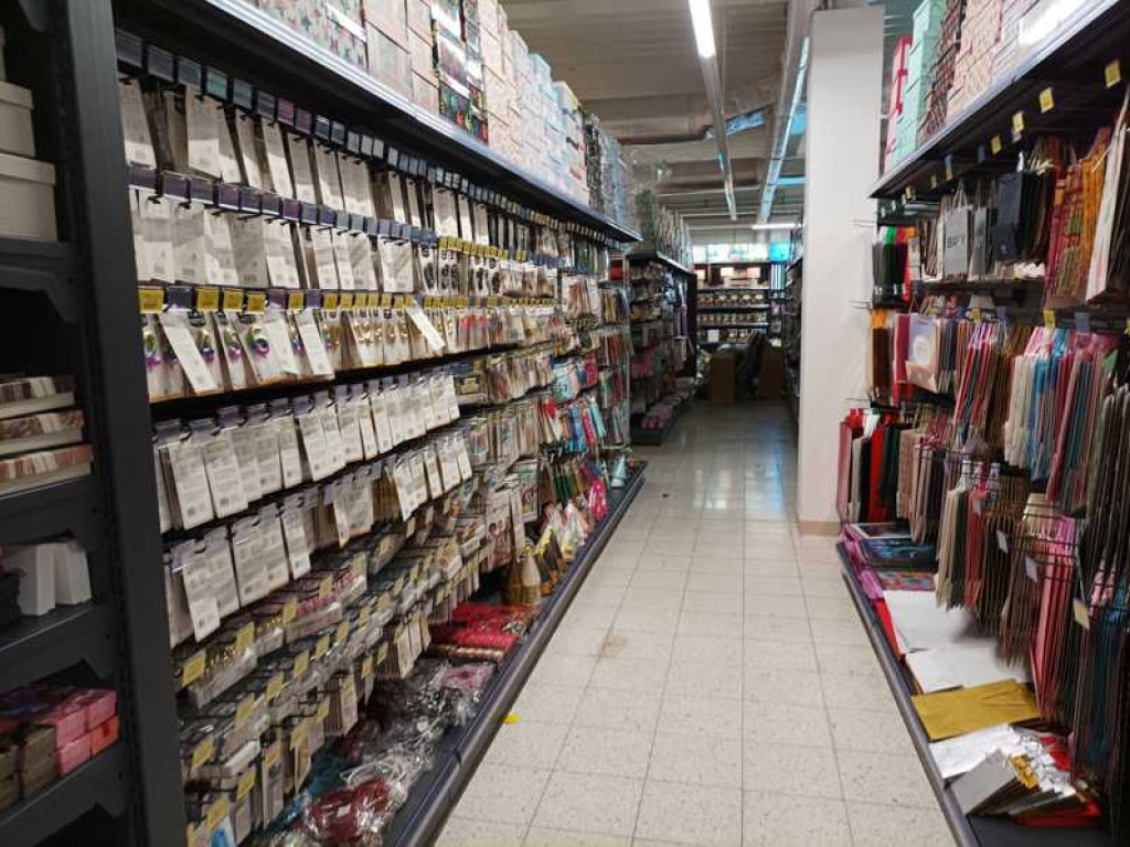 Hrubieszów: Już w najbliższy piątek wielkie otwarcie nowego marketu Super City (ZDJĘCIA)