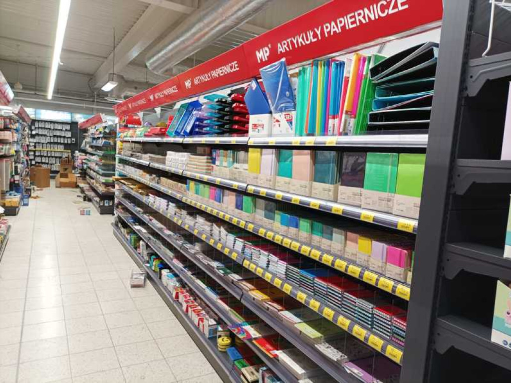 Hrubieszów: Już w najbliższy piątek wielkie otwarcie nowego marketu Super City (ZDJĘCIA)