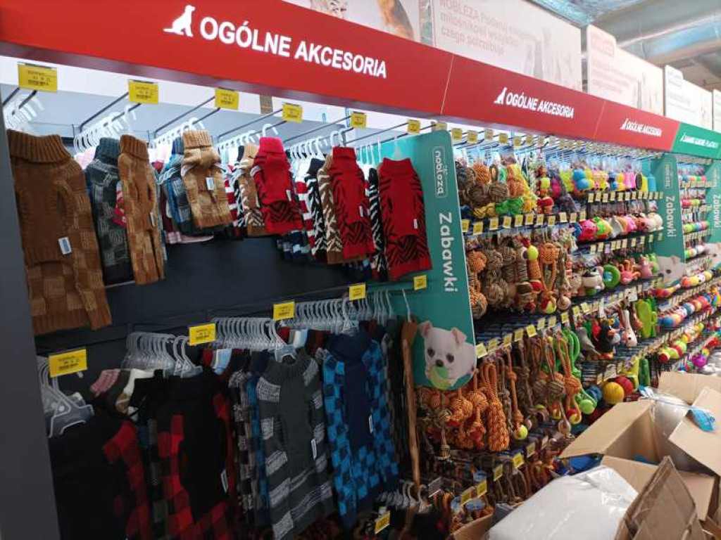 Hrubieszów: Już w najbliższy piątek wielkie otwarcie nowego marketu Super City (ZDJĘCIA)