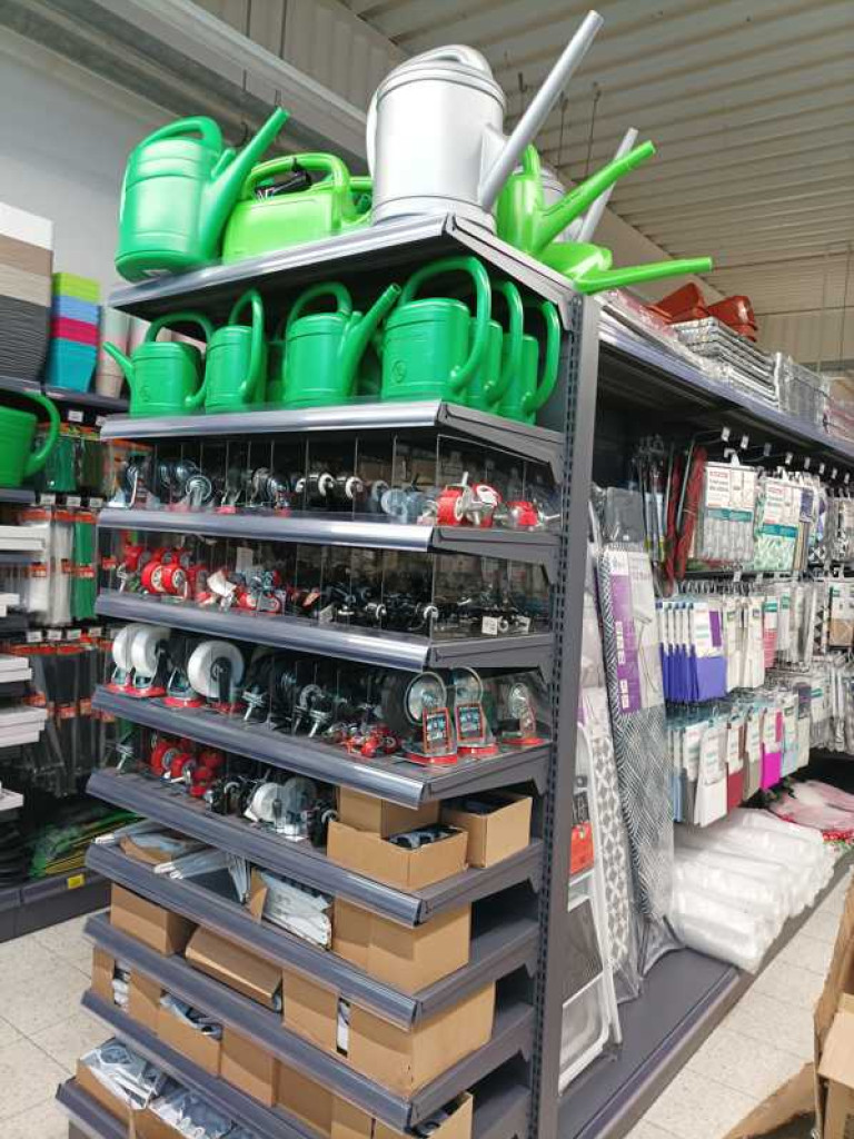 Hrubieszów: Już w najbliższy piątek wielkie otwarcie nowego marketu Super City (ZDJĘCIA)