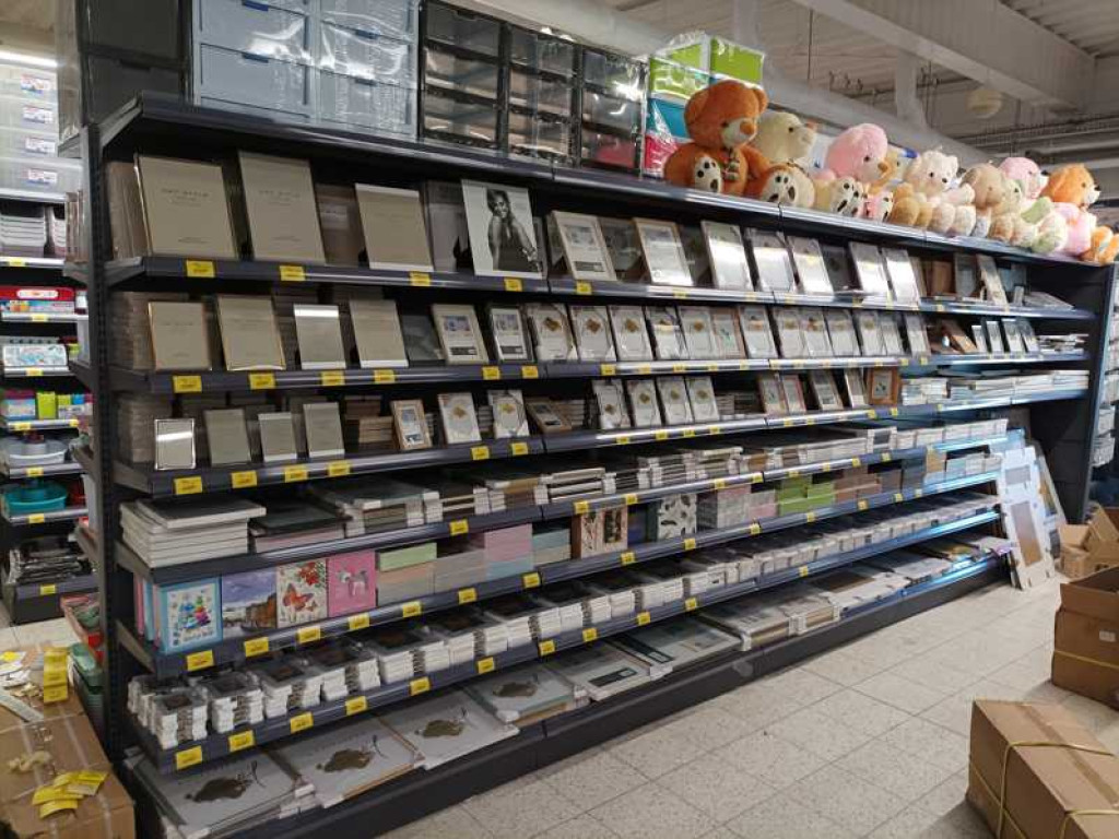 Hrubieszów: Już w najbliższy piątek wielkie otwarcie nowego marketu Super City (ZDJĘCIA)