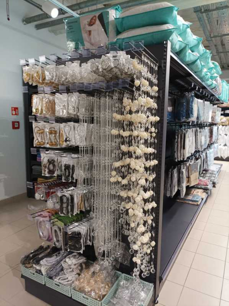 Hrubieszów: Już w najbliższy piątek wielkie otwarcie nowego marketu Super City (ZDJĘCIA)