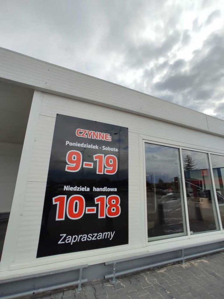 Hrubieszów: Już w najbliższy piątek wielkie otwarcie nowego marketu Super City (ZDJĘCIA)
