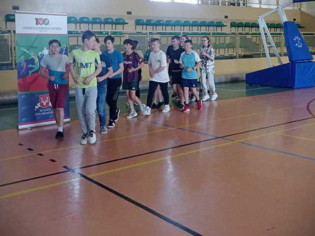 Dwójka: 100 km na stulecie hrubieszowskiego sportu (ZDJĘCIA)