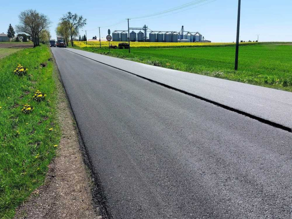 Remont DW 844 na odcinku Raciborowice - Odletajka (ZDJĘCIA)