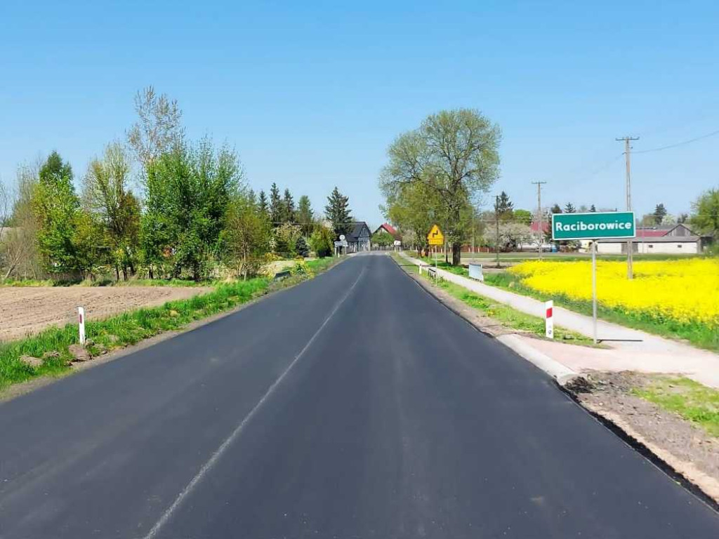 Remont DW 844 na odcinku Raciborowice - Odletajka (ZDJĘCIA)
