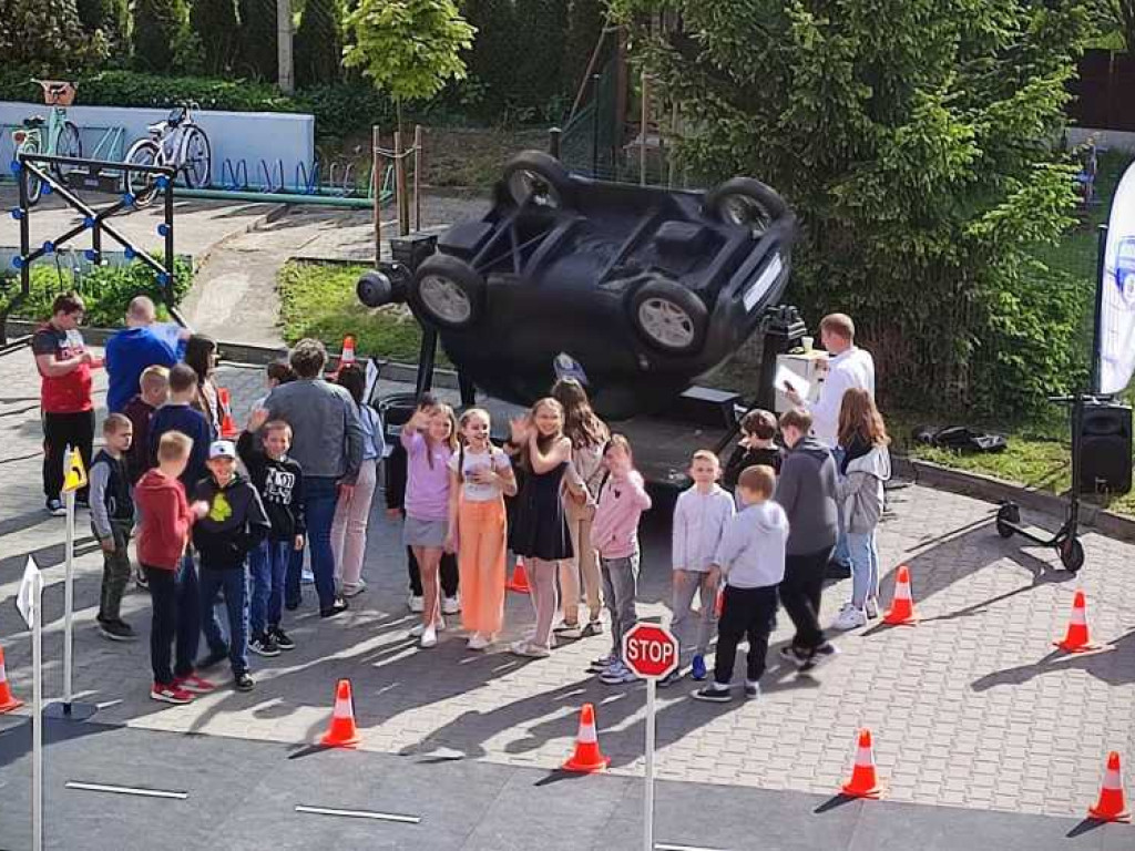 Dwójka wybrana, jako jedna z 13 szkół w Polsce! (ZDJĘCIA)