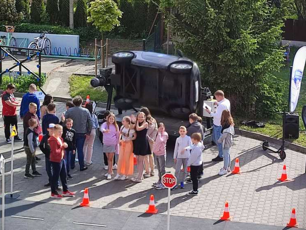 Dwójka wybrana, jako jedna z 13 szkół w Polsce! (ZDJĘCIA)