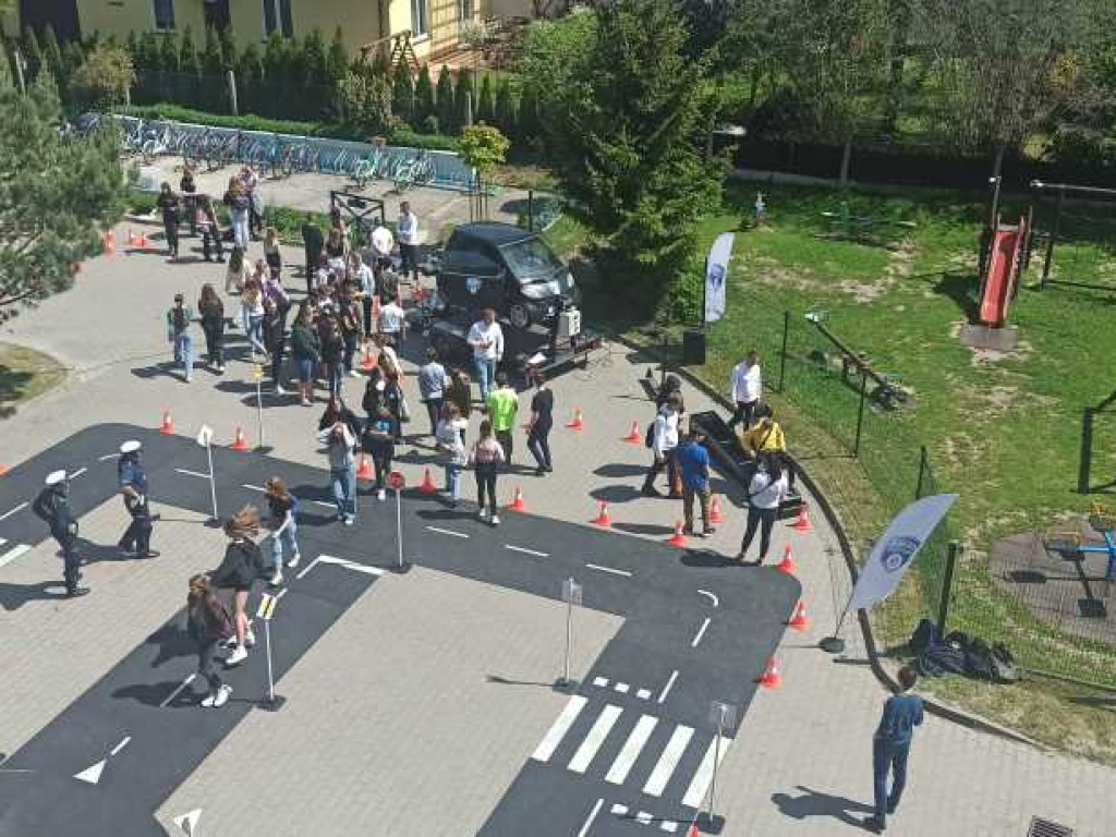 Dwójka wybrana, jako jedna z 13 szkół w Polsce! (ZDJĘCIA)