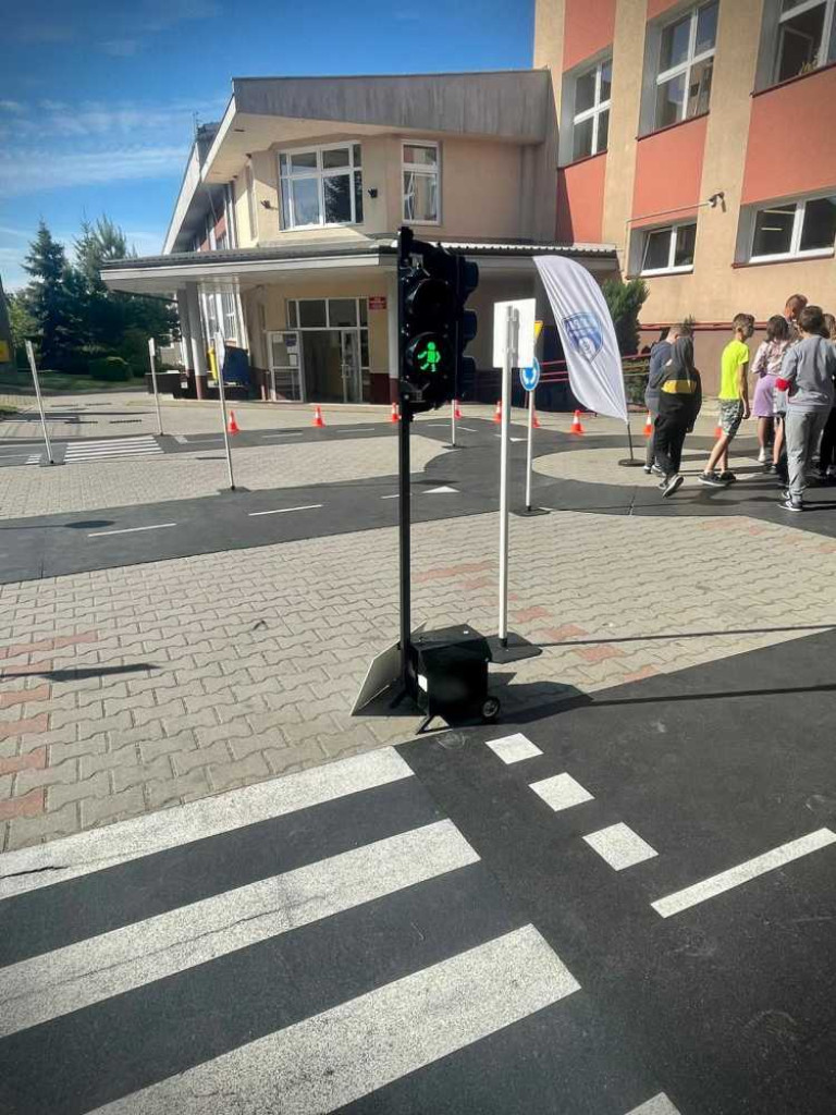 Dwójka wybrana, jako jedna z 13 szkół w Polsce! (ZDJĘCIA)
